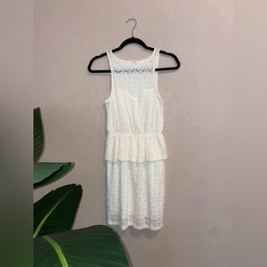 NWOT Everly Easter Lace Dress